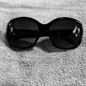 PRADA SUNGLASSES W/ Case